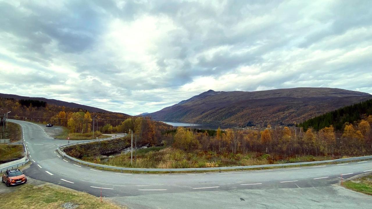 Storfossen Hostel Gratangen Eksteriør bilde